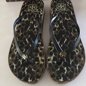 Tory Burch  wedge sandals sz 8